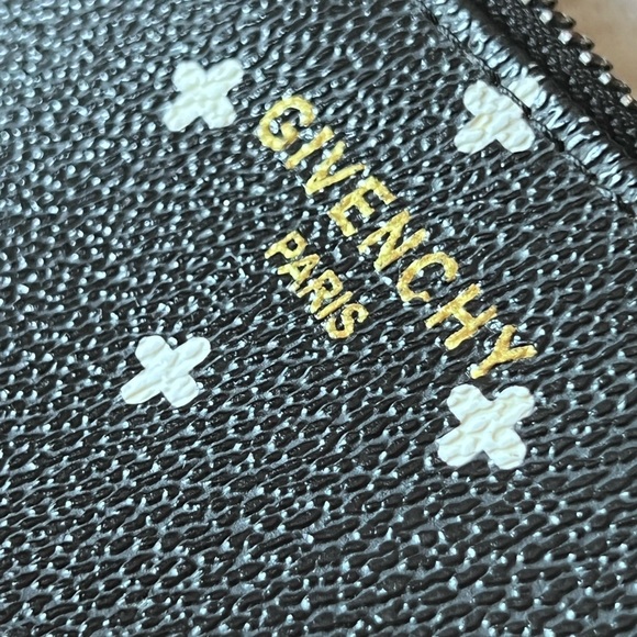 Givenchy Classic Clutch EUC - Picture 6 of 12